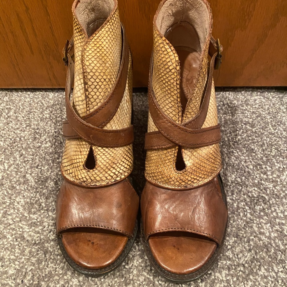 Freebird by Steven “Rattl” sz 10 - Picture 3 of 7